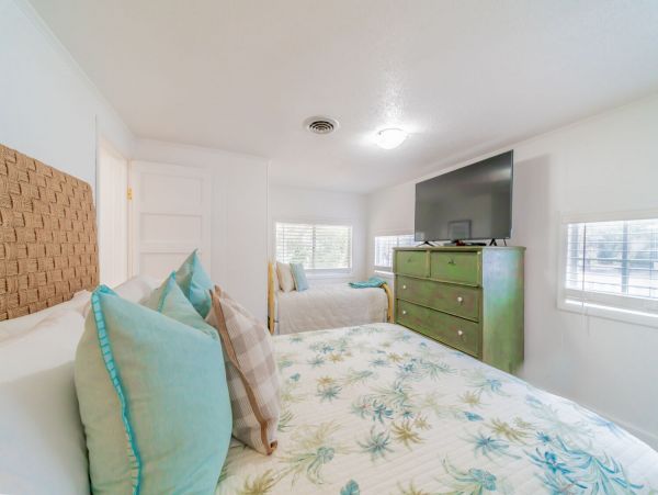 Grayton Beach Amazing Residence- One Min Walk to Beach