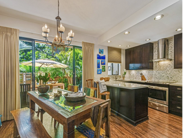 Three Bedroom Luxury Steps to Beach Vacation Home