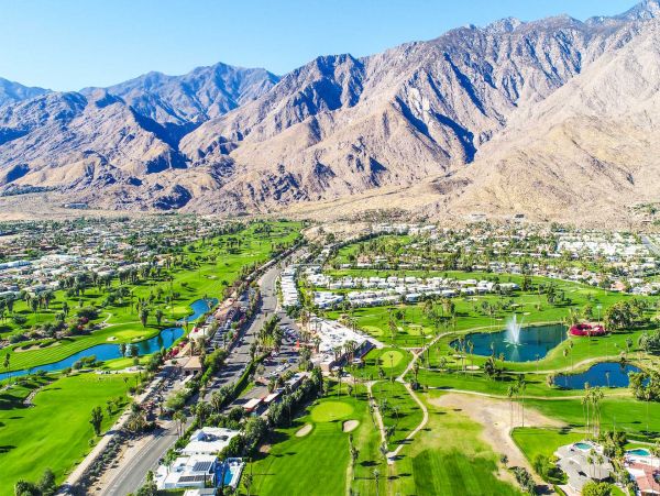Luxury  Palm Springs Vacation Home Three Bedrooms
