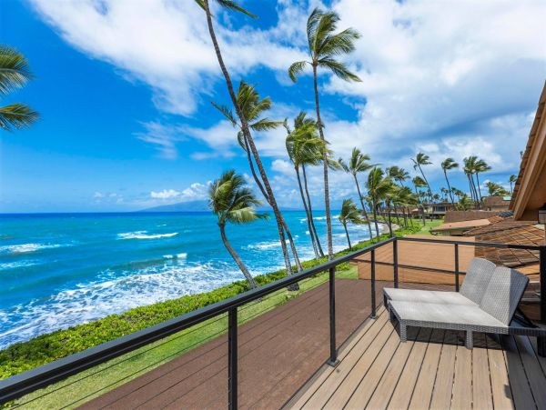 Oceanfront Lahaina Four Bedroom Vacation Townhome