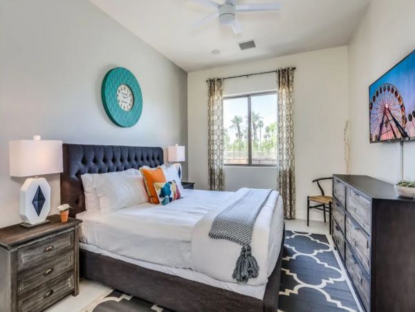 Indio Luxury Six Bedroom Vacation Home with Pool & Spa