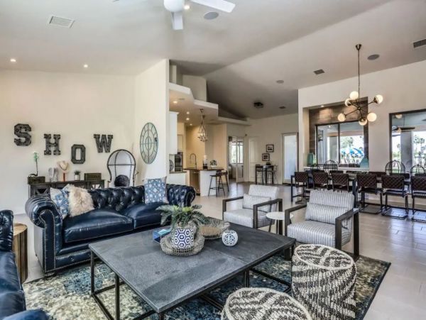 Indio Luxury Six Bedroom Vacation Home with Pool & Spa