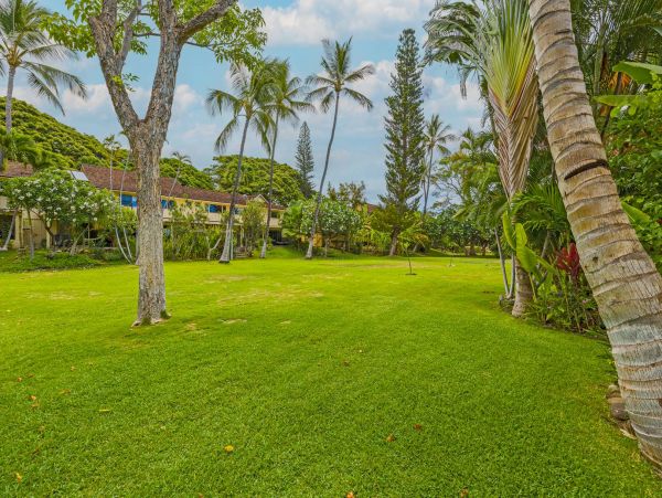 Charming 2 Bedroom Lahaina Vacation Home Close to Beach