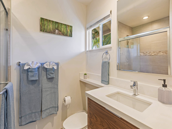 Charming 2 Bedroom Lahaina Vacation Home Close to Beach