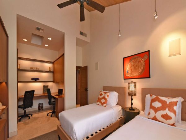 Lahaina Beachfront 4 Bedroom Luxury