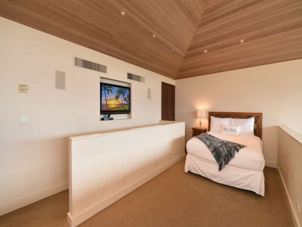 Lahaina Beachfront 4 Bedroom Luxury
