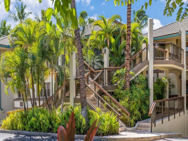Lahaina Beachfront 4 Bedroom Luxury