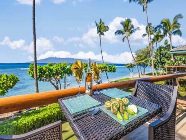 Lahaina Beachfront 4 Bedroom Luxury