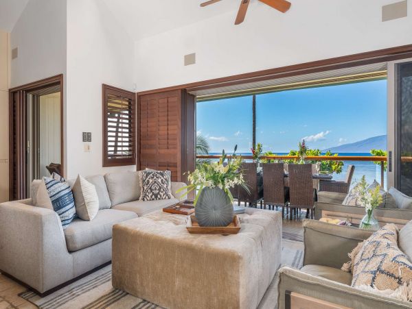 Lahaina Beachfront 4 Bedroom Luxury