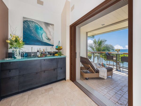 Lahaina Beachfront 4 Bedroom Luxury