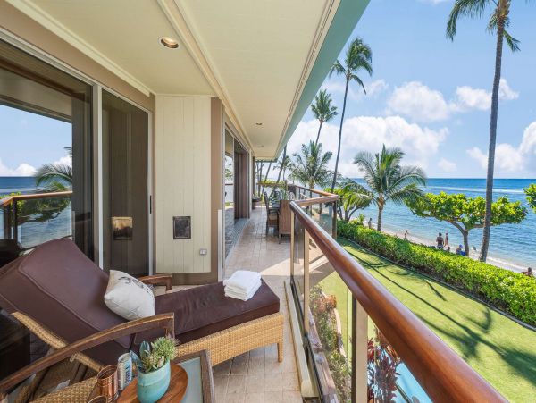Lahaina Beachfront 4 Bedroom Luxury