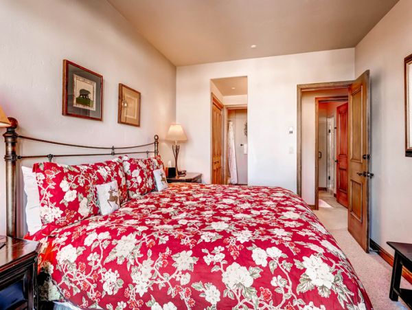 Beaver Creek Bachelor Gulch Condo 968337