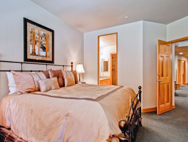 Beaver Creek Bachelor Gulch Condo 968338