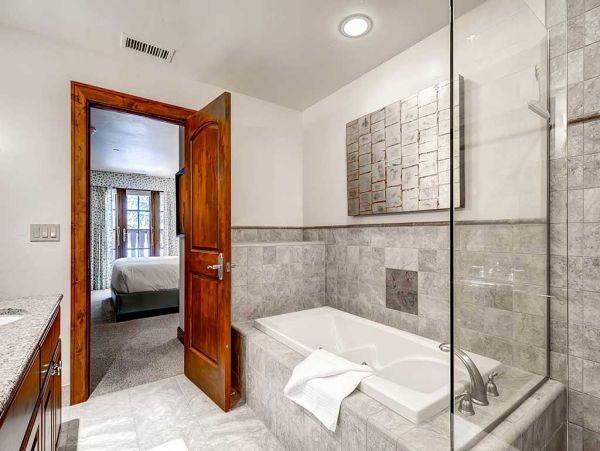 Beaver Creek Bachelor Gulch Condo 968339