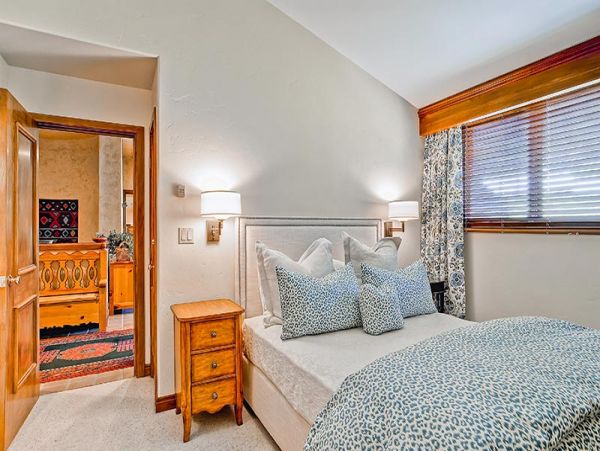 Beaver Creek Bachelor Gulch Condo 968351