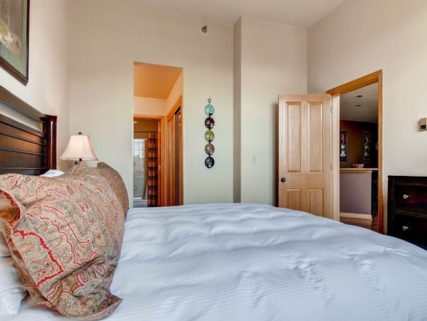 Beaver Creek Bachelor Gulch Condo 968368