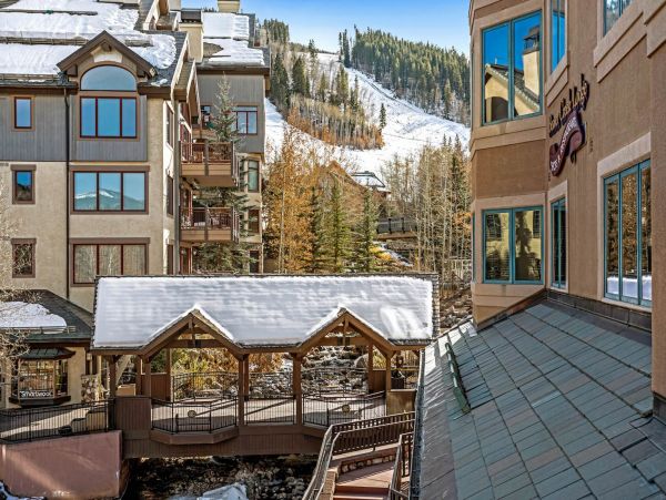 In the heart of Beaver Creek Village steps to lift