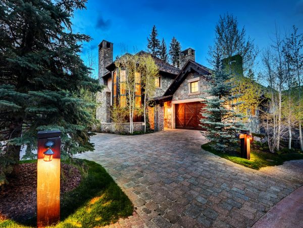 Ski in Ski Out Beaver Creek Luxury Residence Sleeps 10