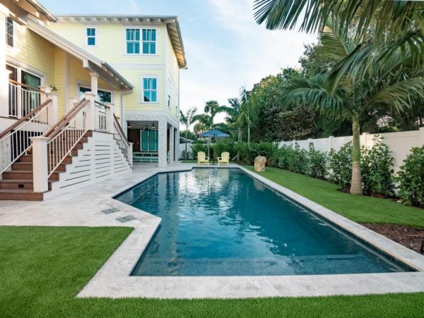 Northern Holmes Beach 4 Bedroom Vacation Pool Home