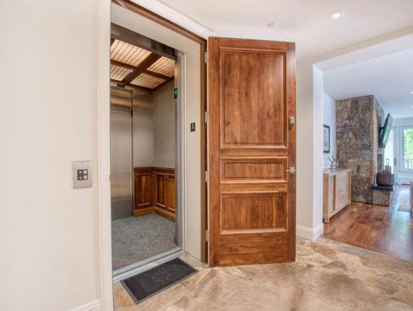 Stunning Vacation Condo in Beaver Creek, Ski In Ski Out