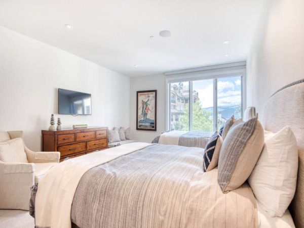 Stunning Vacation Condo in Beaver Creek, Ski In Ski Out