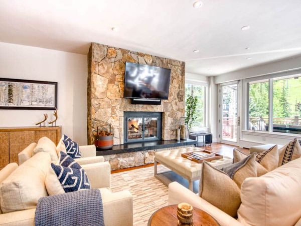 Stunning Vacation Condo in Beaver Creek, Ski In Ski Out
