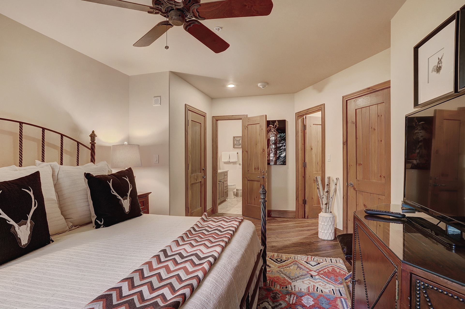 Beaver Creek Bachelor Gulch Condo 968422