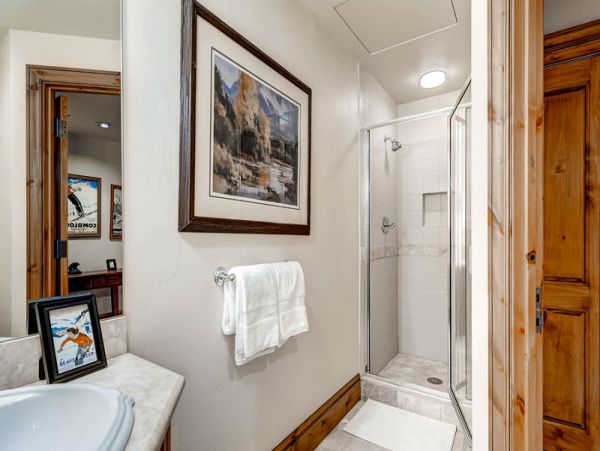 Beaver Creek Bachelor Gulch Condo 968446