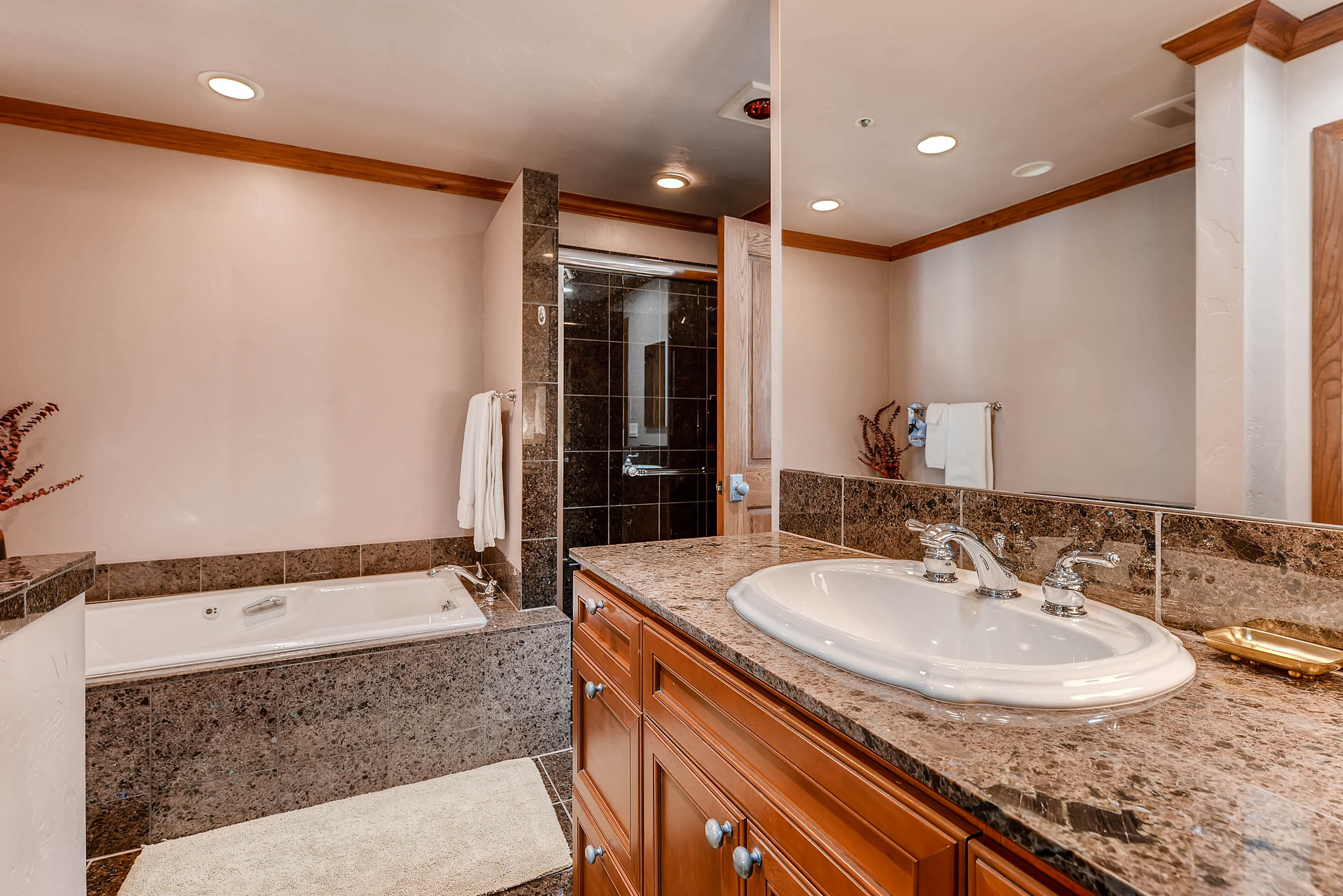 Beaver Creek Bachelor Gulch Condo 968455