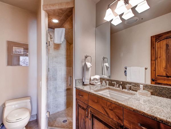 Beaver Creek Bachelor Gulch Condo 968459