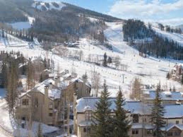 Beaver Creek Four Bedroom Vacation Rental Walk to Lift