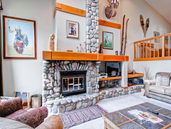 Beaver Creek Four Bedroom Vacation Rental Walk to Lift