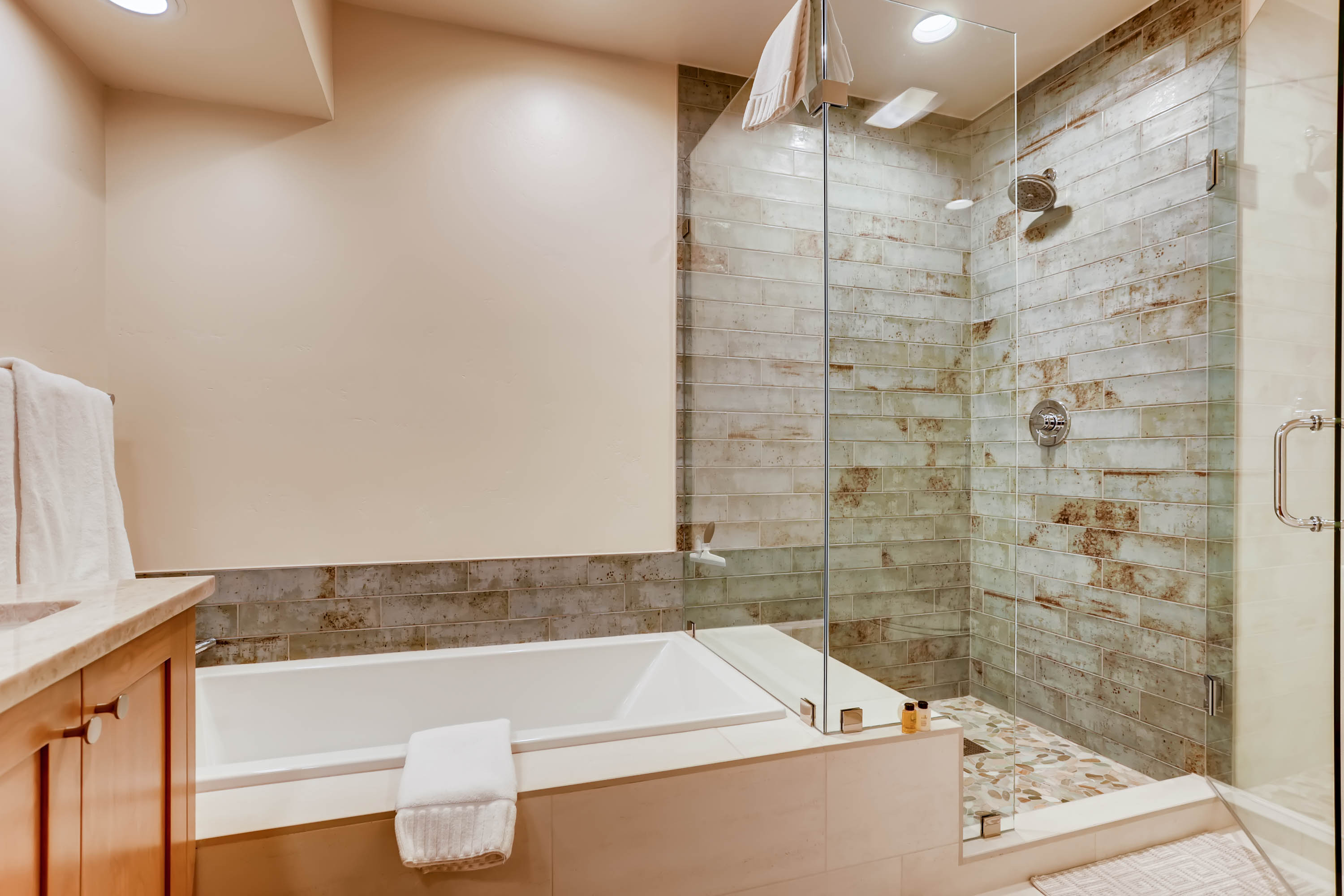 Beaver Creek Bachelor Gulch Condo 968465