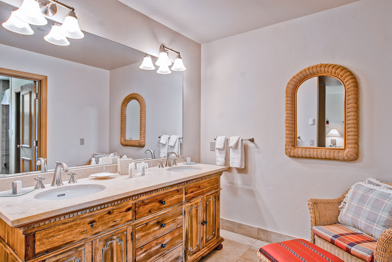 Beaver Creek Bachelor Gulch Condo 968488