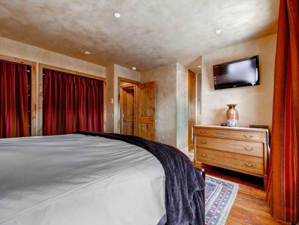 Beaver Creek Bachelor Gulch Condo 968496