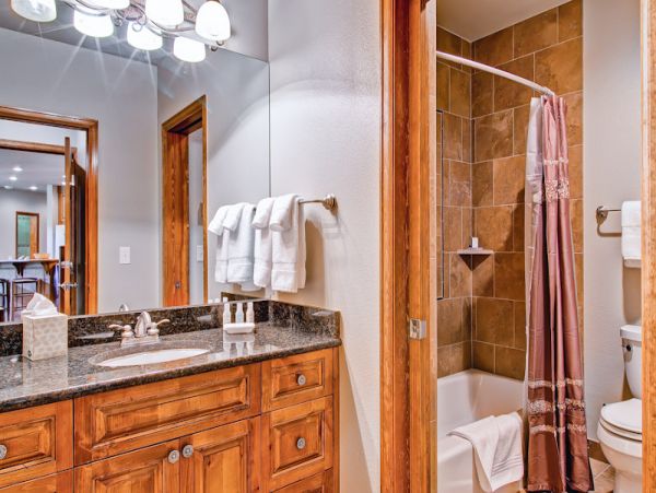Beaver Creek Bachelor Gulch Condo 968499