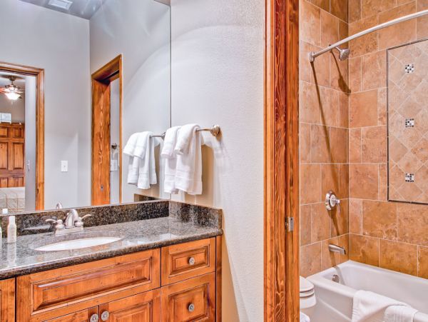 Beaver Creek Bachelor Gulch Condo 968499