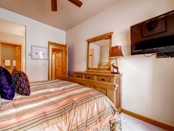 Beaver Creek Bachelor Gulch Condo 968508
