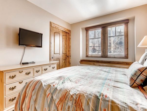 Beaver Creek Bachelor Gulch Condo 968511