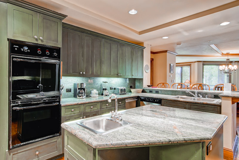 Beaver Creek Bachelor Gulch Condo 968512
