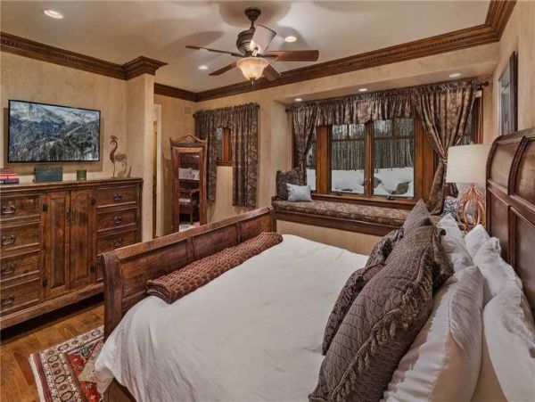 Gorgeous 4 Bedroom Townhome in Beaver Creek