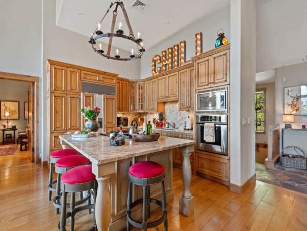 Luxury and Comfort Ski In Ski Out Residence