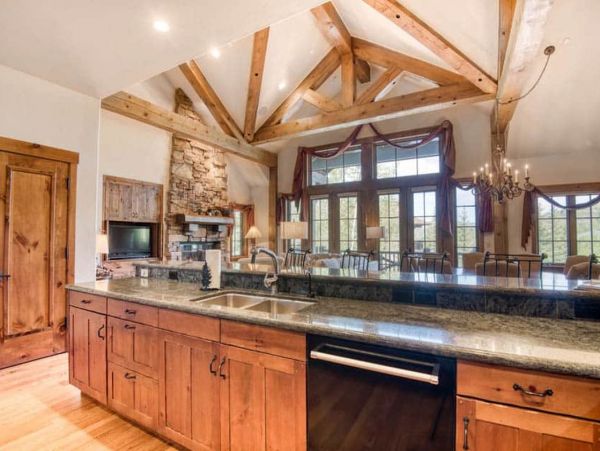 Beaver Creek Residence with 5 Bedrooms