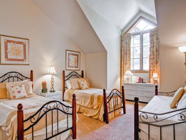 Beaver Creek Bachelor Gulch Condo 968528