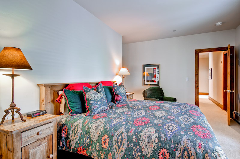 Beaver Creek Bachelor Gulch Condo 968540