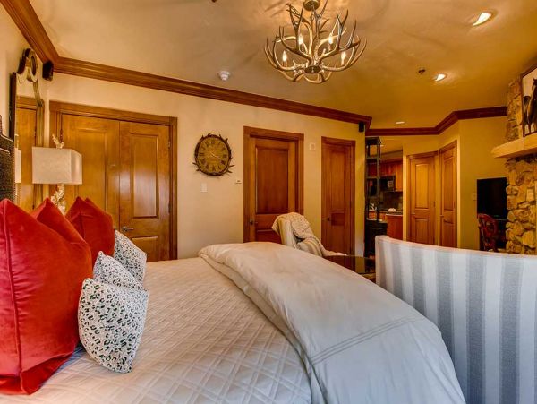 Beaver Creek Bachelor Gulch Condo 968564