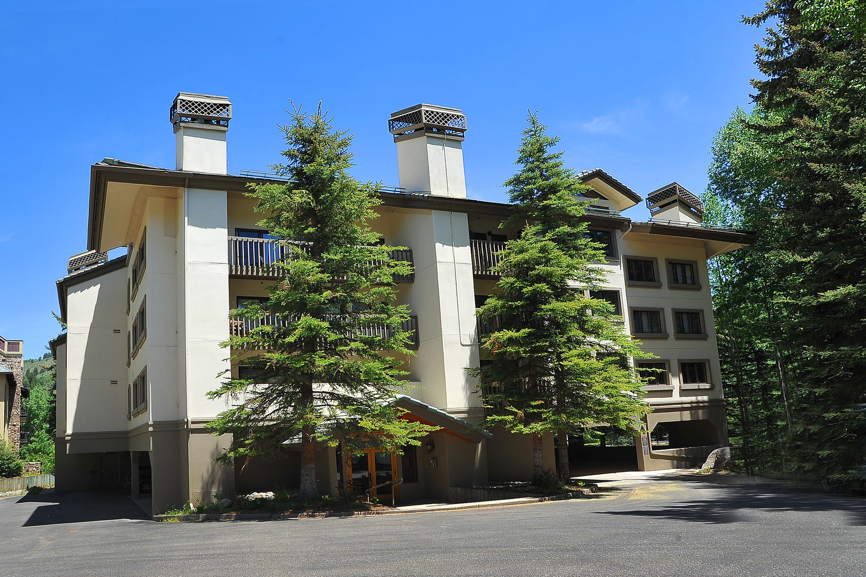 Beaver Creek Bachelor Gulch Condo 968578