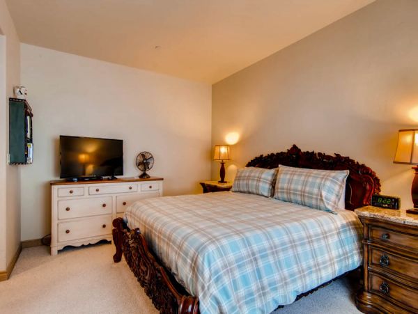 Beaver Creek Bachelor Gulch Condo 968587