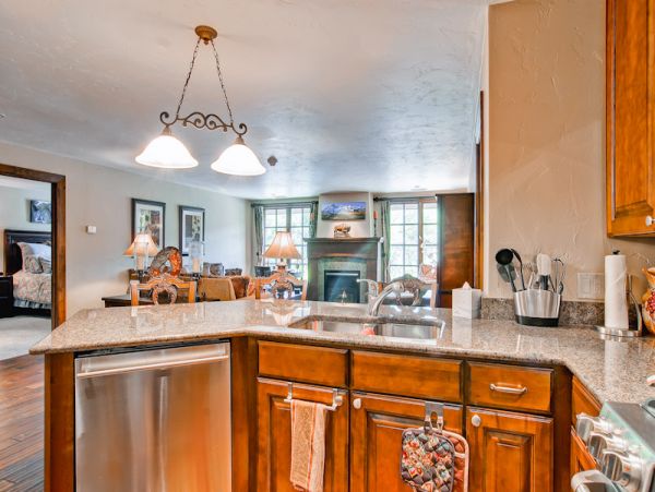 Beaver Creek Bachelor Gulch Condo 968591