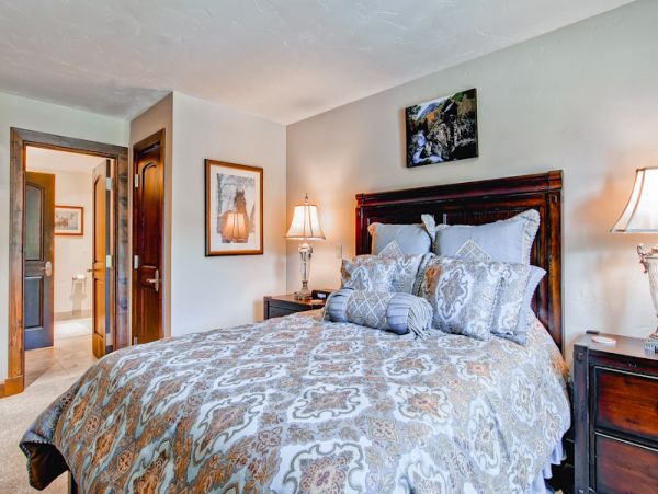 Beaver Creek Bachelor Gulch Condo 968593